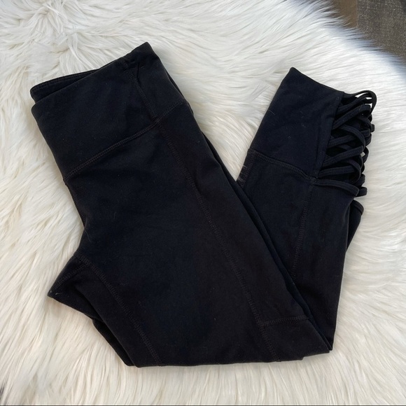 Athleta Mind Over Mat Capri Legging XS - Picture 2 of 12